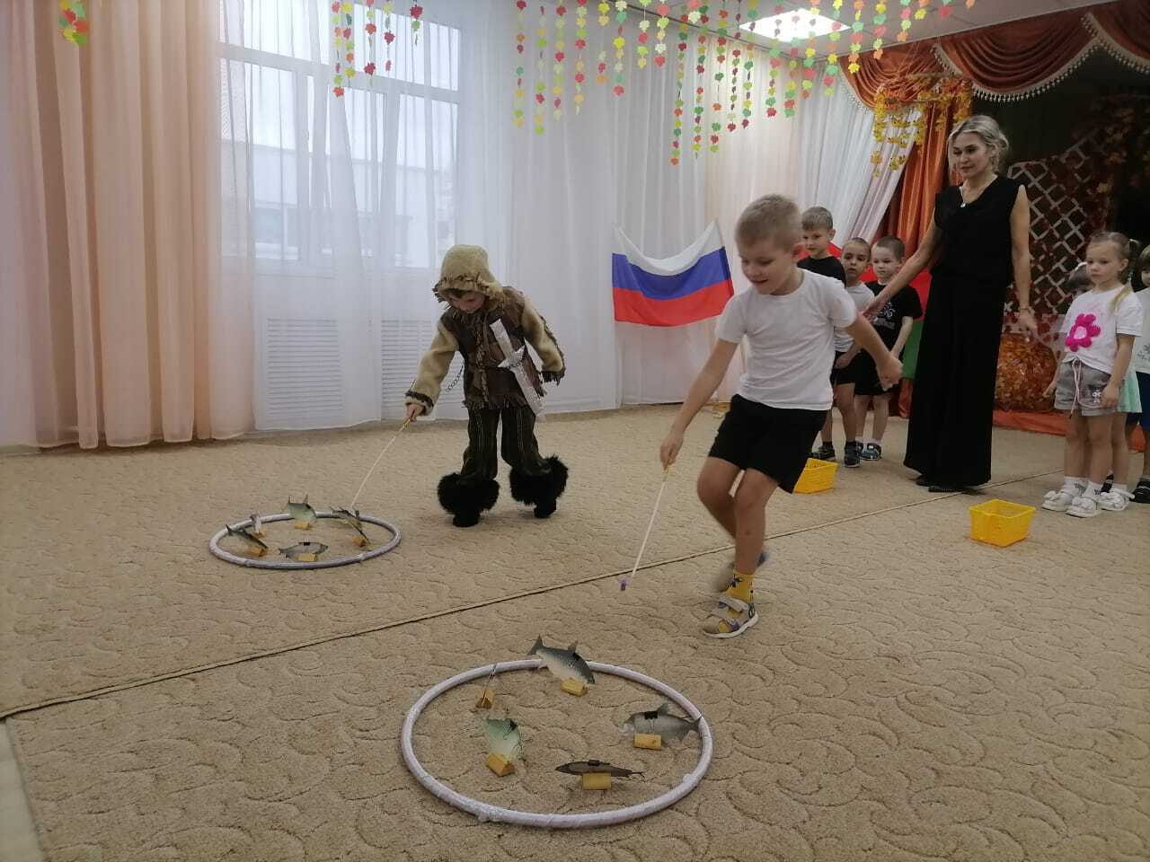 Фестиваль народных культур» к Дню народного единства прошел в МБДОУ №31 «Золотая рыбка» и стал ярким и запоминающимся событием Фестиваль народных культур» к Дню народного единства прошел в МБДОУ №31 «Золотая рыбка» и стал ярким и запоминающимся событием