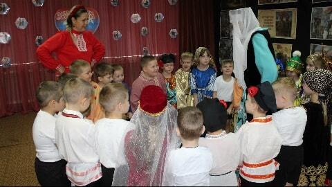 30. 10. 2025 года под девизом «Вместе мы — Россия», в МБДОУ – детский сад №22 «Солнышко», прошло яркое и масштабное событие посвящённое празднованию – «Дня народного единства» 30. 10. 2025 года под девизом «Вместе мы — Россия», в МБДОУ – детский сад №22 «Солнышко», прошло яркое и масштабное событие посвящённое празднованию – «Дня народного единства»