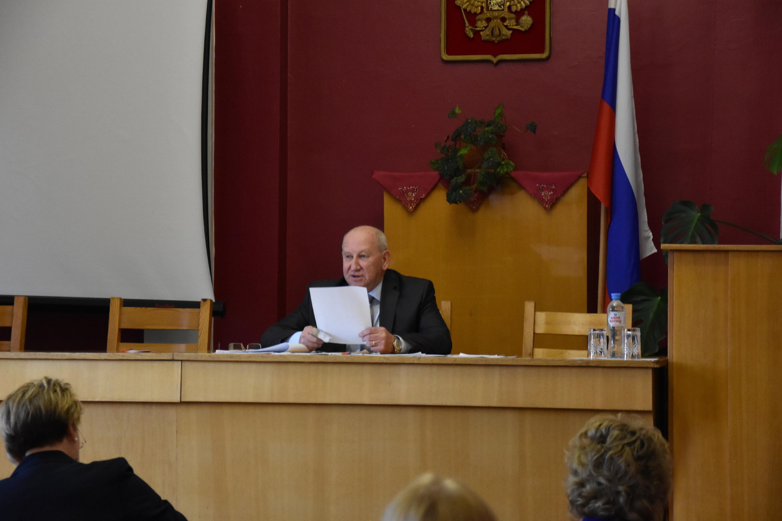 Состоялось 8-е заседание Дятьковского городского Совета народных депутатов пятого созыва Состоялось 8-е заседание Дятьковского городского Совета народных депутатов пятого созыва