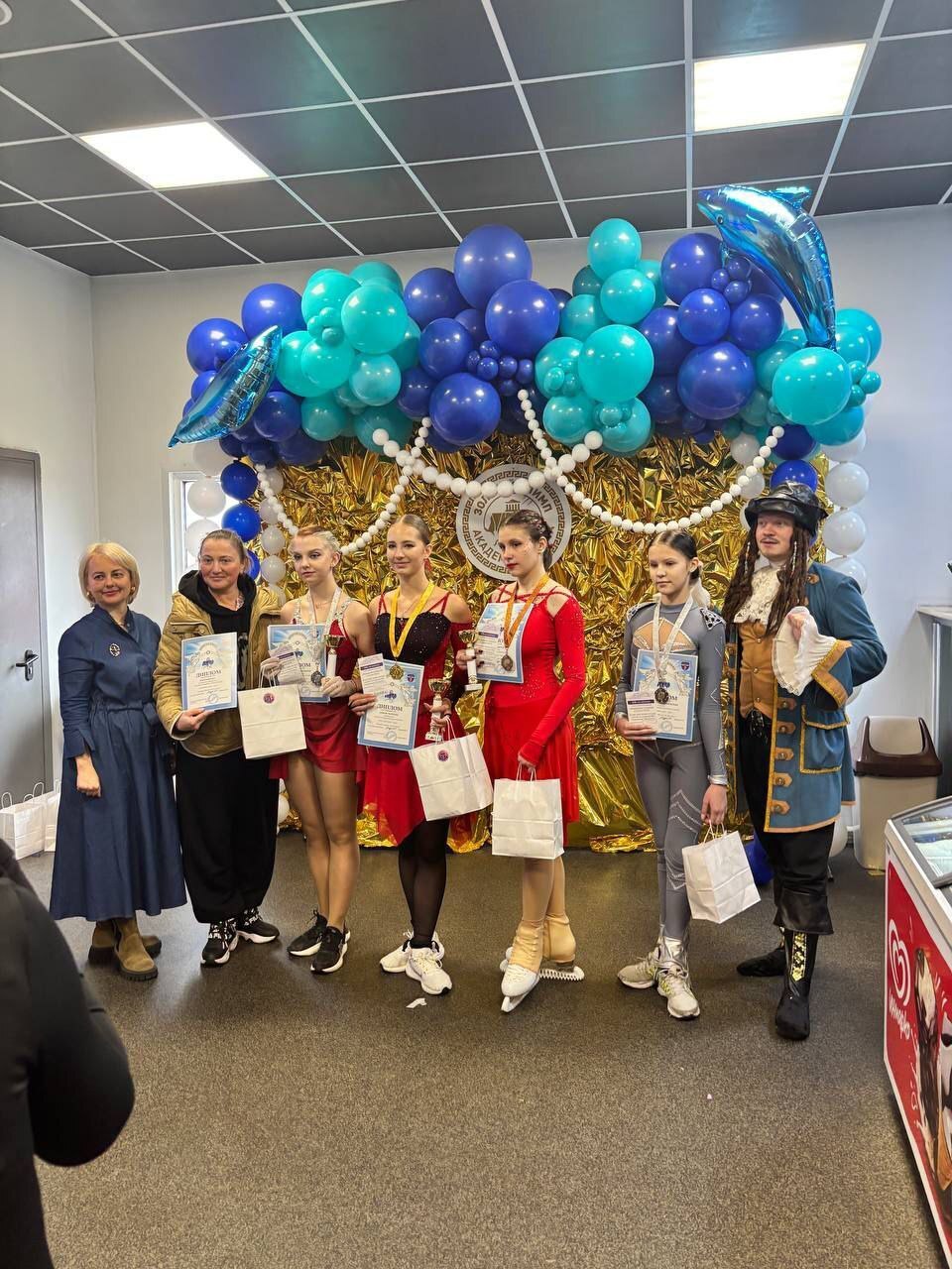 ЗОЛОТОЙ ОЛИМП II. 30 октября в г. Москва прошел второй этап фестиваля по фигурному катанию на коньках "Золотой олимп" В нем приняли участие наши наши спортсменки из Дятьковской спортивной школы "Олимп", по номинациям:... ЗОЛОТОЙ ОЛИМП II. 30 октября в г. Москва прошел второй этап фестиваля по фигурному катанию на коньках "Золотой олимп" В нем приняли участие наши наши спортсменки из Дятьковской спортивной школы "Олимп", по номинациям:...