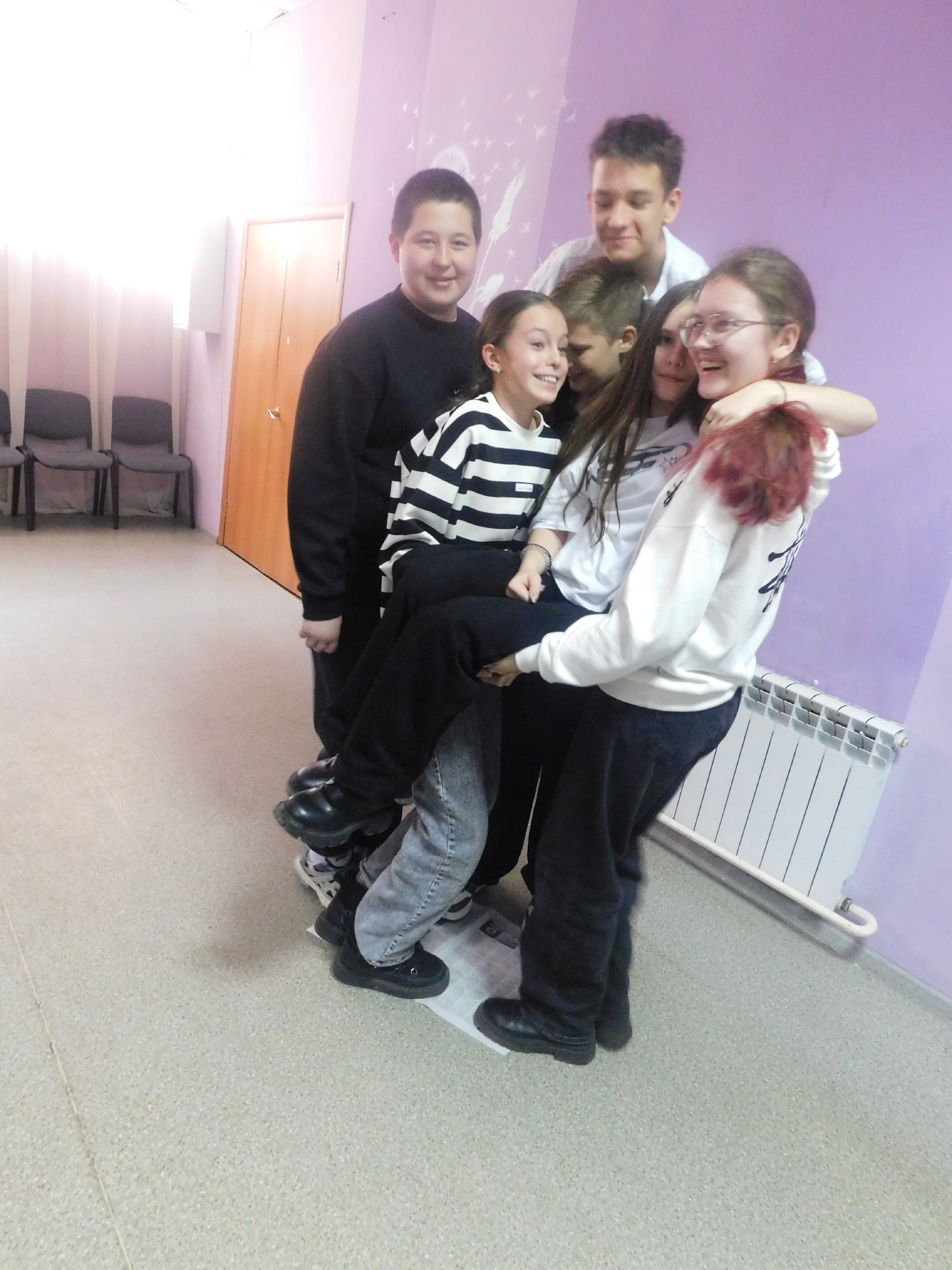 День народного единства — общенациональный праздник, объединяющий все народы России День народного единства — общенациональный праздник, объединяющий все народы России