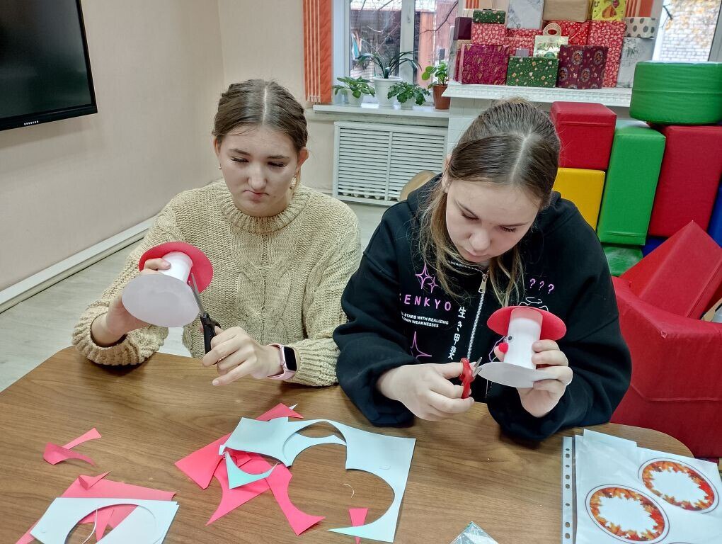 Лес – это сказочный мир, который полон загадок и тайн Лес – это сказочный мир, который полон загадок и тайн