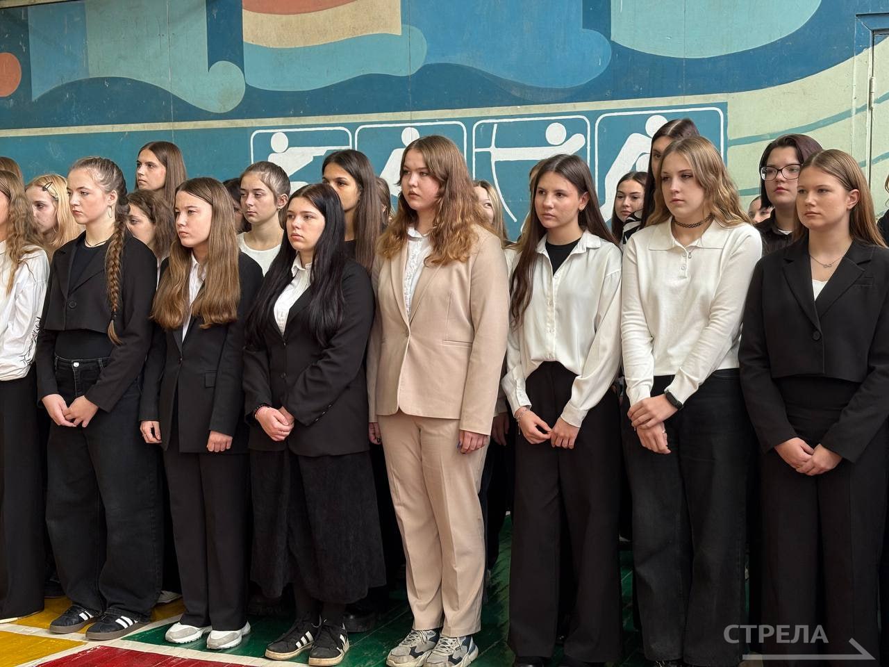 Сегодня, 31 октября, в Брянском профессионально-педагогическом колледже состоялся флешмоб «Единством сильна Россия. Если будет Россия, значит, будем и мы!» Сегодня, 31 октября, в Брянском профессионально-педагогическом колледже состоялся флешмоб «Единством сильна Россия. Если будет Россия, значит, будем и мы!»