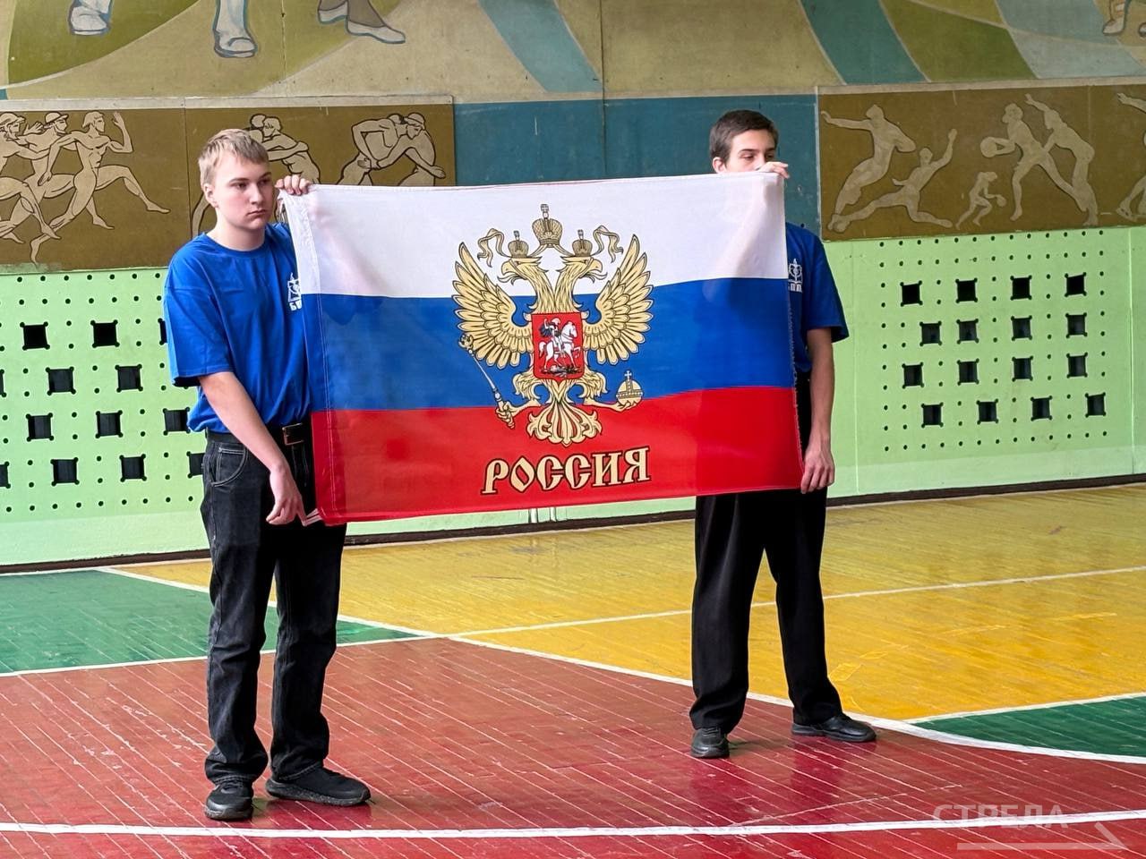 Сегодня, 31 октября, в Брянском профессионально-педагогическом колледже состоялся флешмоб «Единством сильна Россия. Если будет Россия, значит, будем и мы!» Сегодня, 31 октября, в Брянском профессионально-педагогическом колледже состоялся флешмоб «Единством сильна Россия. Если будет Россия, значит, будем и мы!»