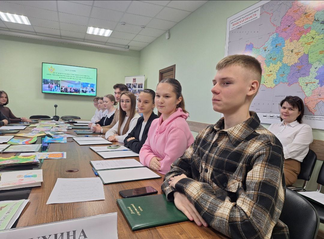 Инна Мухина: Очередное заседание Детского общественного Совета при Уполномоченном по правам ребенка в Брянской области (ДОС) Инна Мухина: Очередное заседание Детского общественного Совета при Уполномоченном по правам ребенка в Брянской области (ДОС)