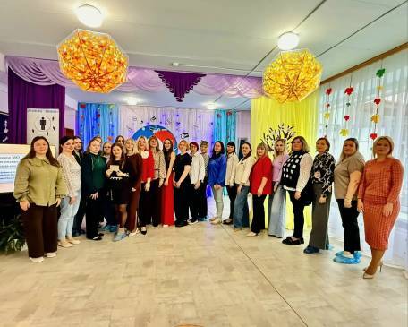 31 октября 2025 года на базе МБДОУ – детский сад №28 «Ёлочка» состоялось заседание городского методического объединения начинающих воспитателей ДОО «Методическая шкатулка» 31 октября 2025 года на базе МБДОУ – детский сад №28 «Ёлочка» состоялось заседание городского методического объединения начинающих воспитателей ДОО «Методическая шкатулка»