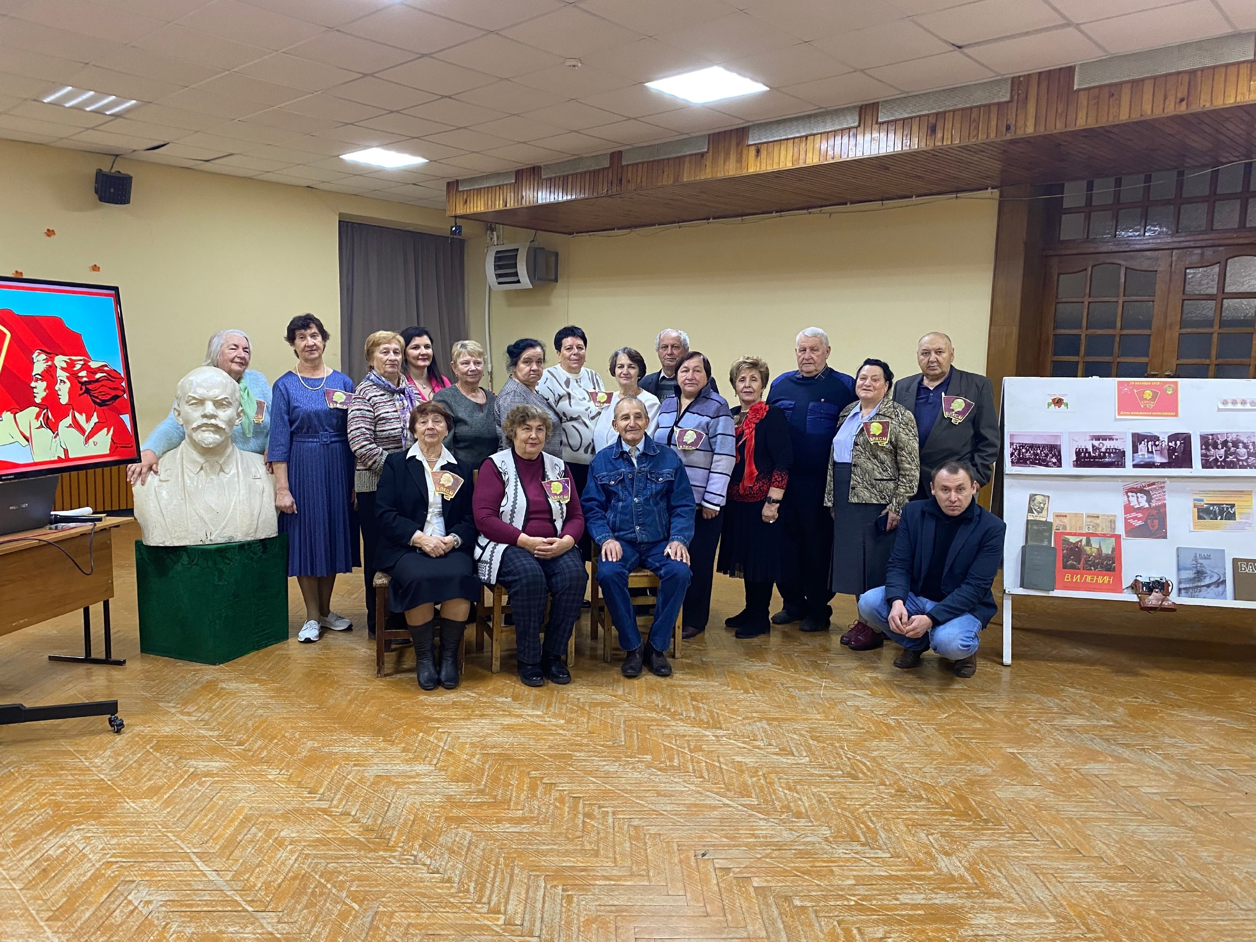 В Брасовском районе 29 октября в День празднования комсомола прошло мероприятие под названием «Юность комсомольская моя»