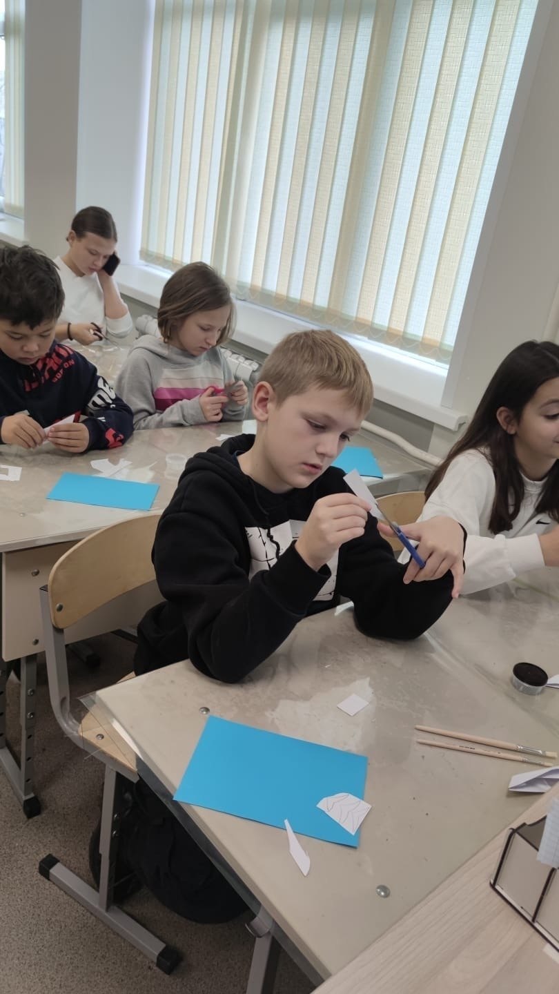 31 октября 2025 года в МБОУ-СОШ №6 им. В.Н. Коновалова при участии МБУДО-Станции юных техников прошли соревнования по радиоуправляемым автомоделям среди учащихся 3-4 классов, приуроченные к Дню народного единства 31 октября 2025 года в МБОУ-СОШ №6 им. В.Н. Коновалова при участии МБУДО-Станции юных техников прошли соревнования по радиоуправляемым автомоделям среди учащихся 3-4 классов, приуроченные к Дню народного единства