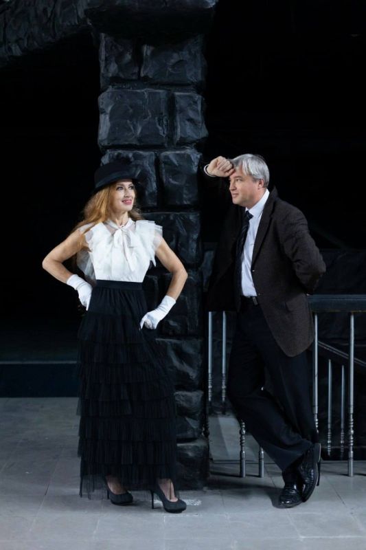 3   18.00  /         , , 