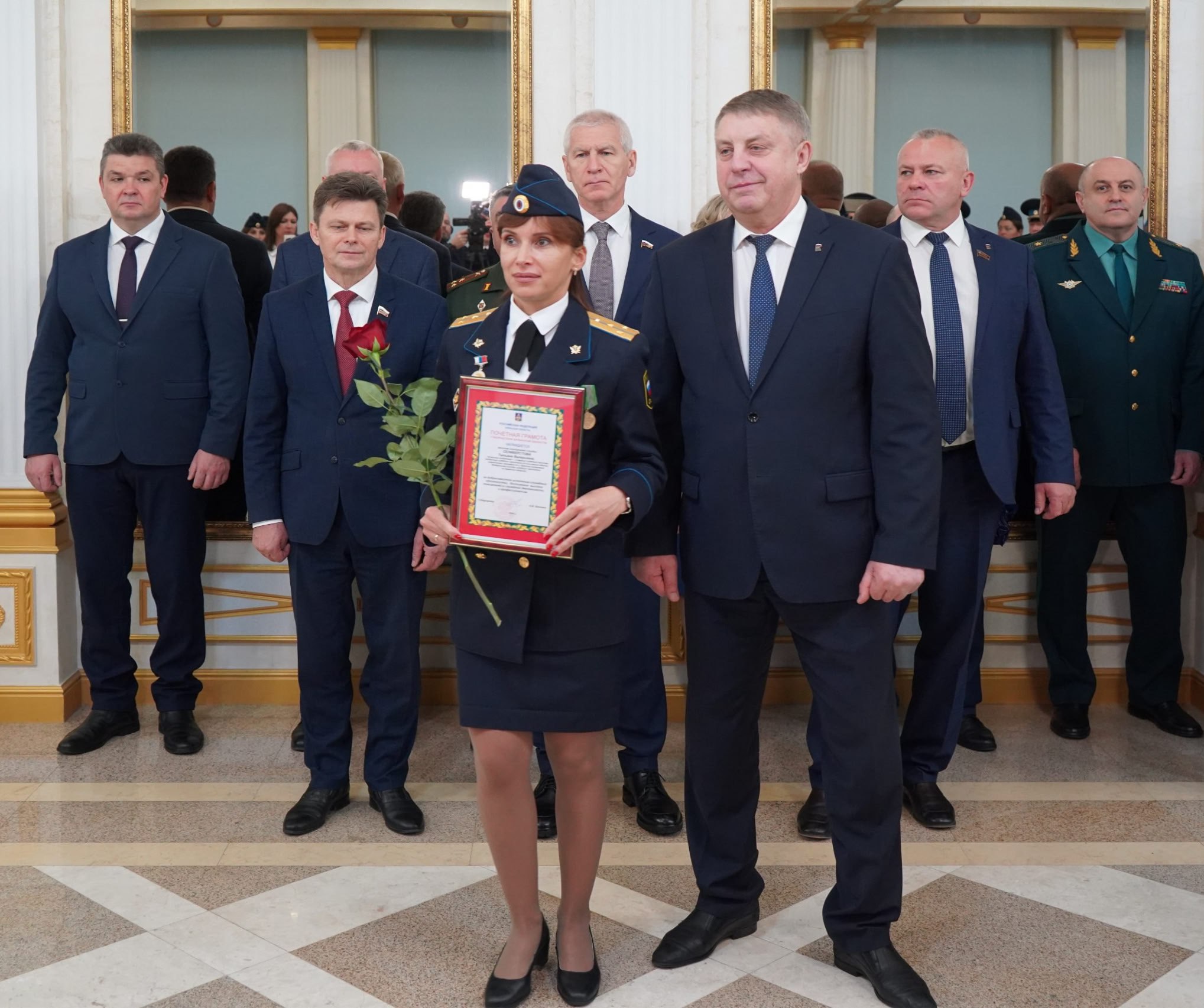 Александр Богомаз: Поздравил сотрудников и ветеранов Управления Федеральной службы судебных приставов по Брянской области с профессиональным праздником и знаменательной датой — 160-летием со дня основания института судебных... Александр Богомаз: Поздравил сотрудников и ветеранов Управления Федеральной службы судебных приставов по Брянской области с профессиональным праздником и знаменательной датой — 160-летием со дня основания института судебных...