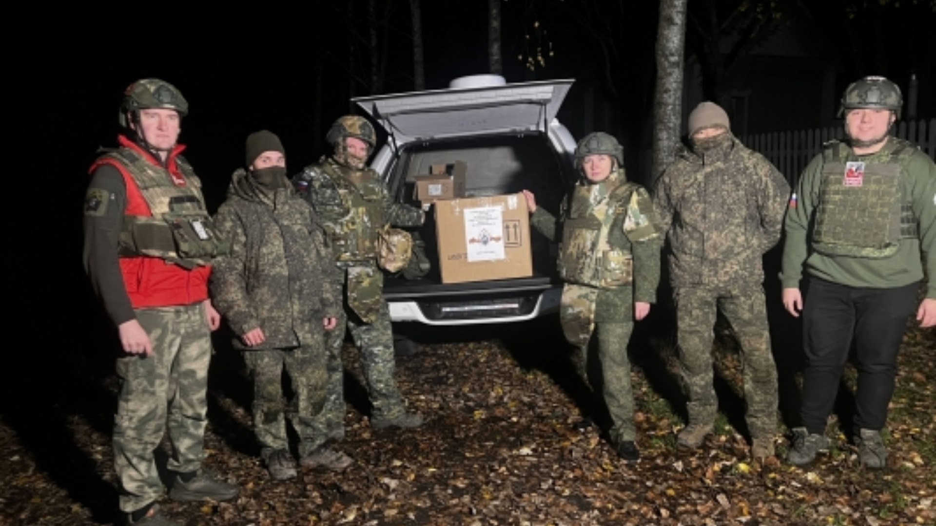 Офицеры брянского СК совместно с волонтерами передали гумпомощь бойцам СВО