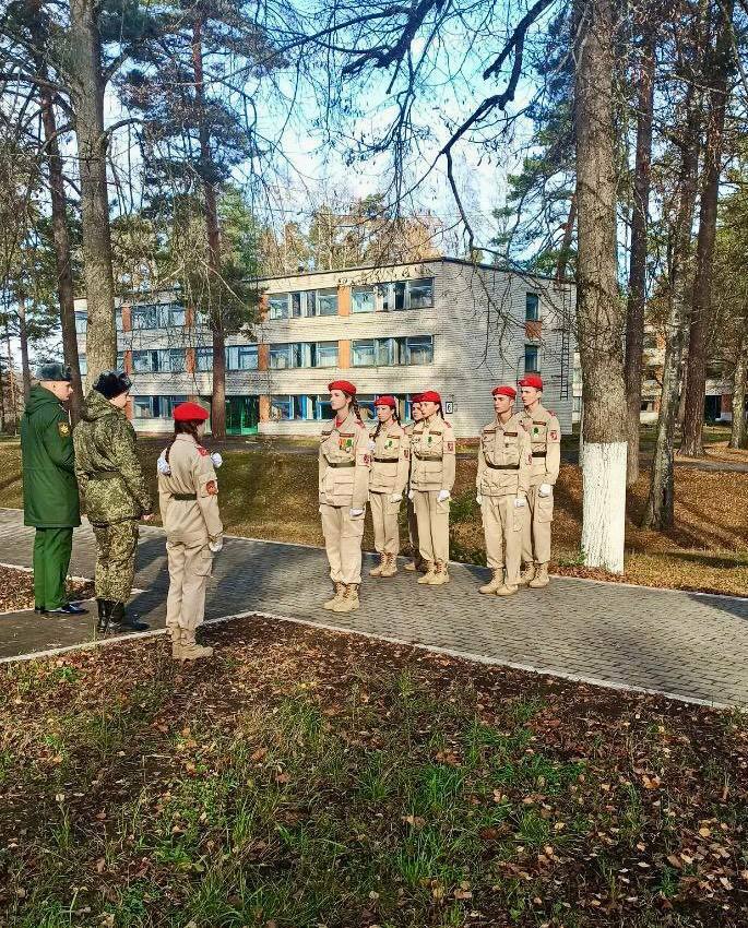 Юнармейцы Лопушской школы на областной профильной смене Юнармейцы Лопушской школы на областной профильной смене