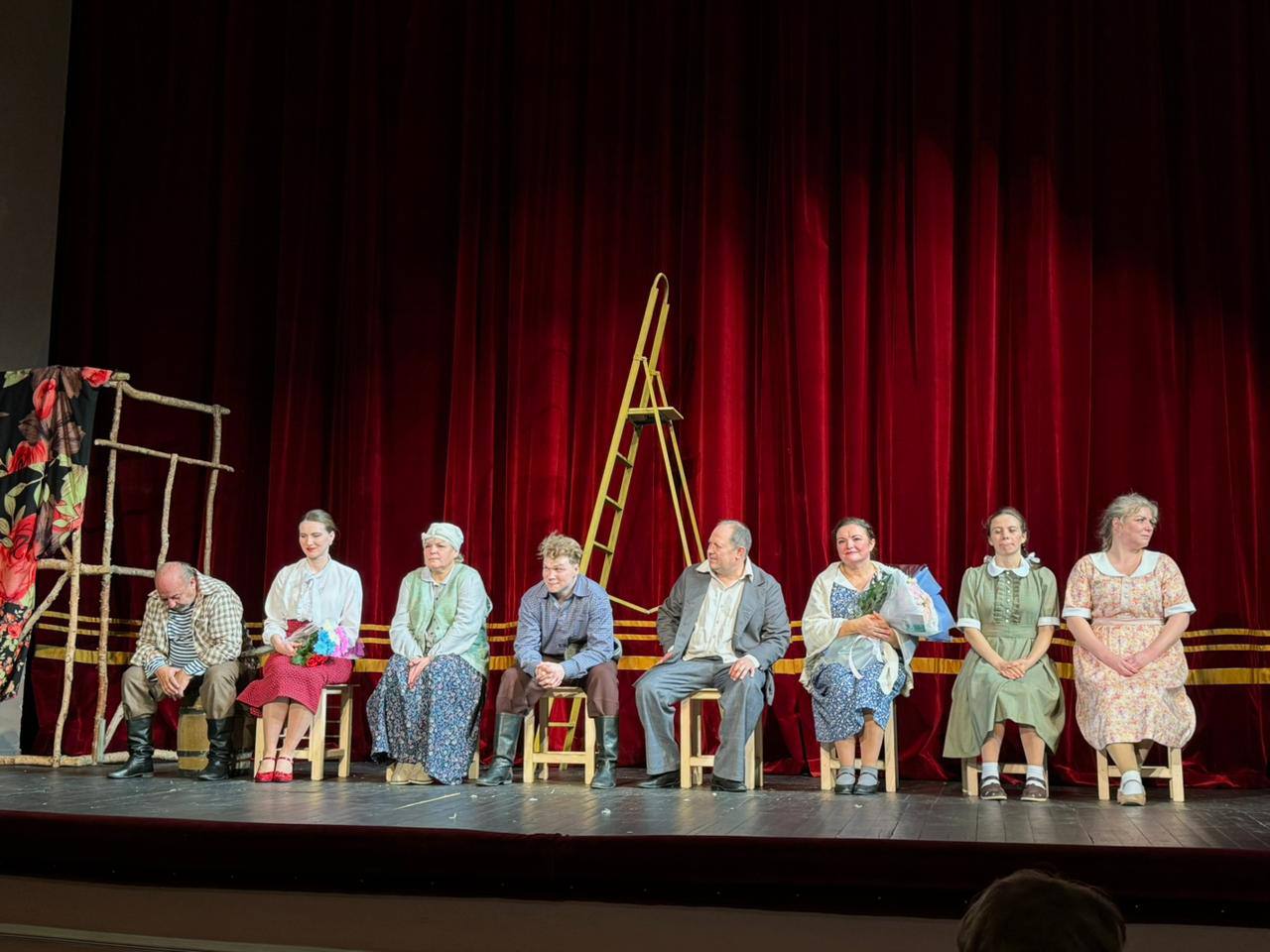 3 ноября, в рамках Всероссийской акции «Ночь искусств», артисты Брянского театра юного зрителя сыграли премьерный спектакль «Любовь и глуби» по пьесе В. Гуркина и провели Творческую встречу со зрителями, посвященную Дню... 3 ноября, в рамках Всероссийской акции «Ночь искусств», артисты Брянского театра юного зрителя сыграли премьерный спектакль «Любовь и глуби» по пьесе В. Гуркина и провели Творческую встречу со зрителями, посвященную Дню...