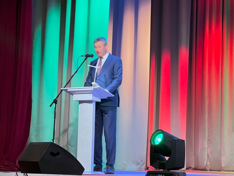 Ежегодно 4 ноября Российская Федерация отмечает молодой, но значимый праздник – День народного единства Ежегодно 4 ноября Российская Федерация отмечает молодой, но значимый праздник – День народного единства