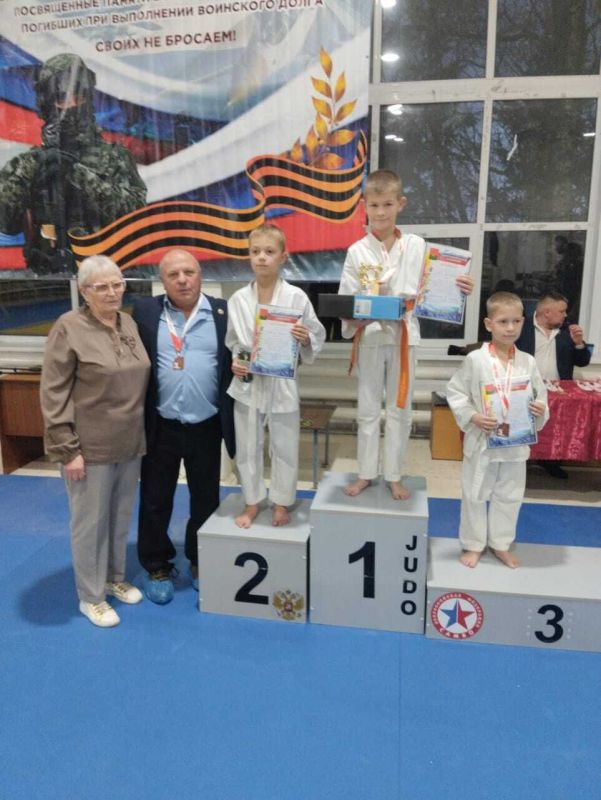 1           (  Ѩ, ),   ,  ,        ...