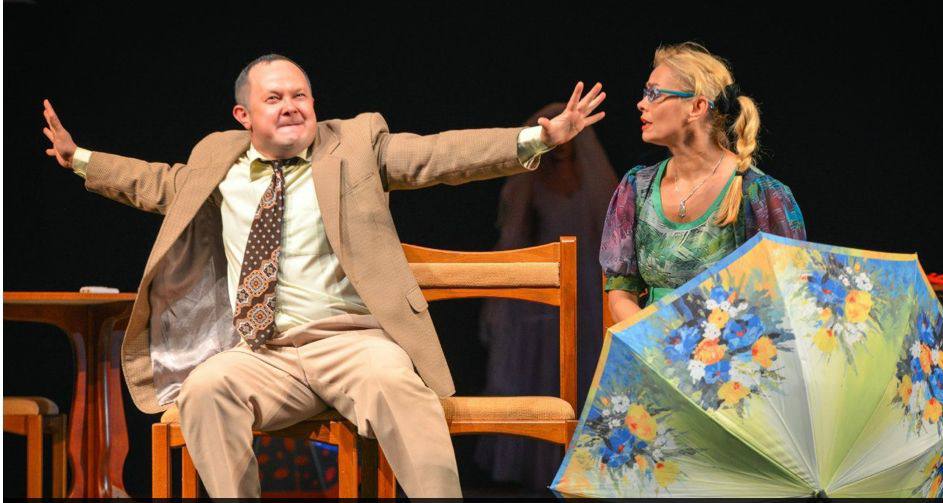 4 ноября на праздничном концерте «Наш дом-Россия!», приуроченного к Дню народного единства, Губернатор Брянской области А. В. Богомаз вручил государственную награду «Заслуженный артист Российской Федерации» Чубакову Алексею... 4 ноября на праздничном концерте «Наш дом-Россия!», приуроченного к Дню народного единства, Губернатор Брянской области А. В. Богомаз вручил государственную награду «Заслуженный артист Российской Федерации» Чубакову Алексею...