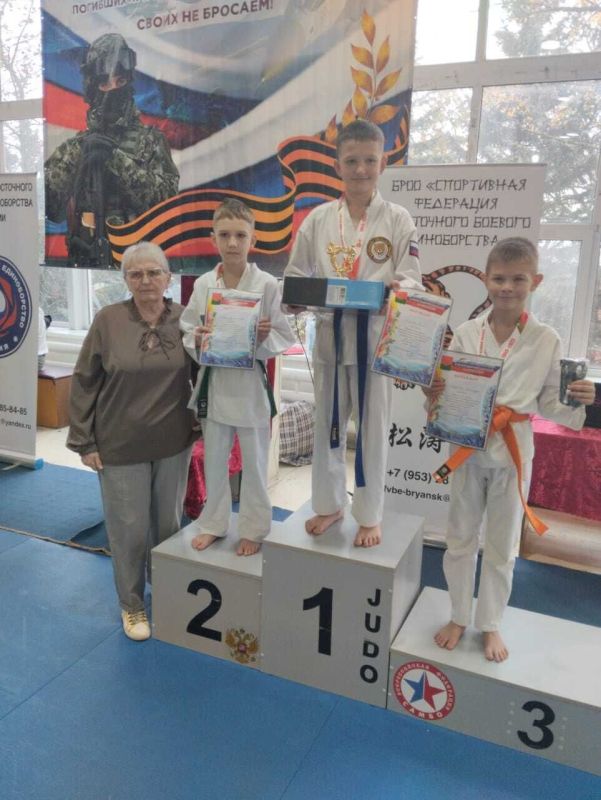 1           (  Ѩ, ),   ,  ,        ...