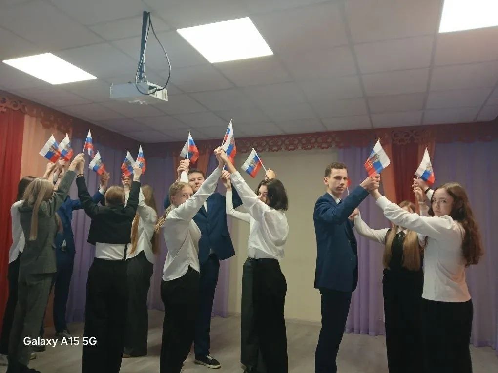 4 ноября вся Россия отмечает День народного единства 4 ноября вся Россия отмечает День народного единства