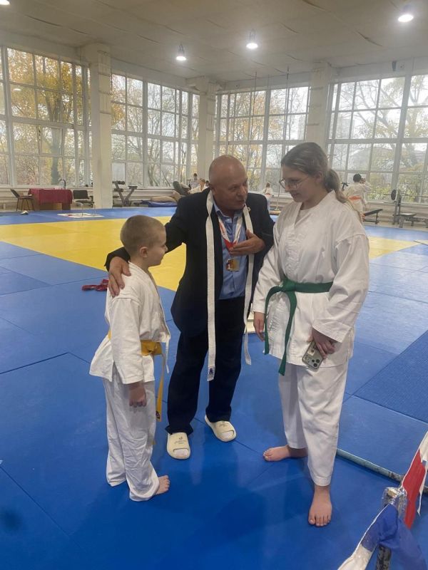 1           (  Ѩ, ),   ,  ,        ...