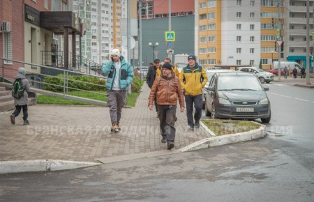 На улице Строкина сделали новый асфальт и проложили ливневую канализацию