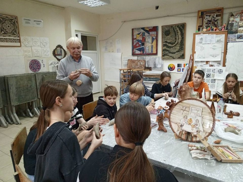 4 ноября вся Россия отмечает День народного единства 4 ноября вся Россия отмечает День народного единства