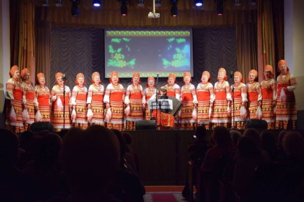 4 ноября с Днем народного единства поздравил жителей города творческий коллектив Городского Дома культуры Советского района