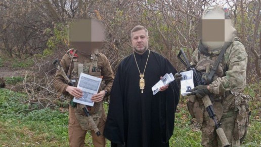 Трубчевский священник приехал к бойцам СВО в приграничье