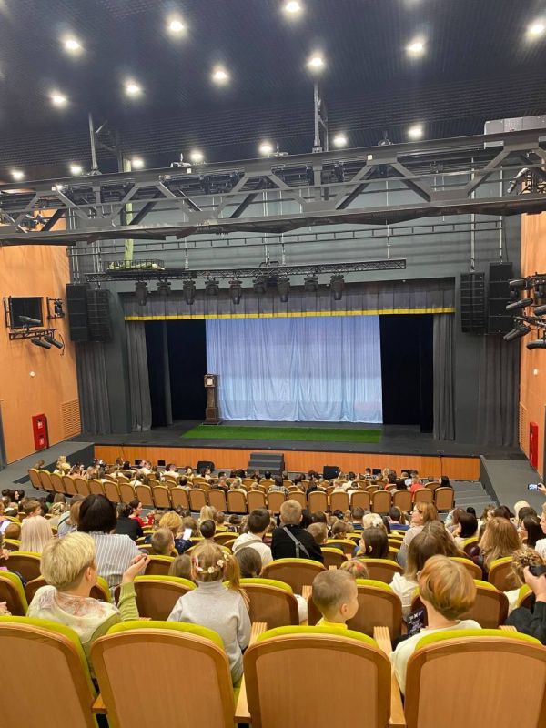 Брянский областной театр юного зрителя гастролирует в Калуге! На площадке Калужского ТЮЗа реализуется мульти платформенный федеральный просветительский проект «Парабайки» Брянский областной театр юного зрителя гастролирует в Калуге! На площадке Калужского ТЮЗа реализуется мульти платформенный федеральный просветительский проект «Парабайки»