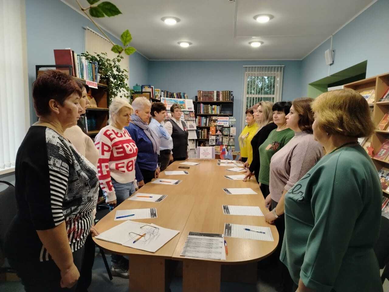 Гордеевская центральная библиотека приняла участие в X Всероссийской просветительской акции «Большой этнографический диктант–2025» Гордеевская центральная библиотека приняла участие в X Всероссийской просветительской акции «Большой этнографический диктант–2025»