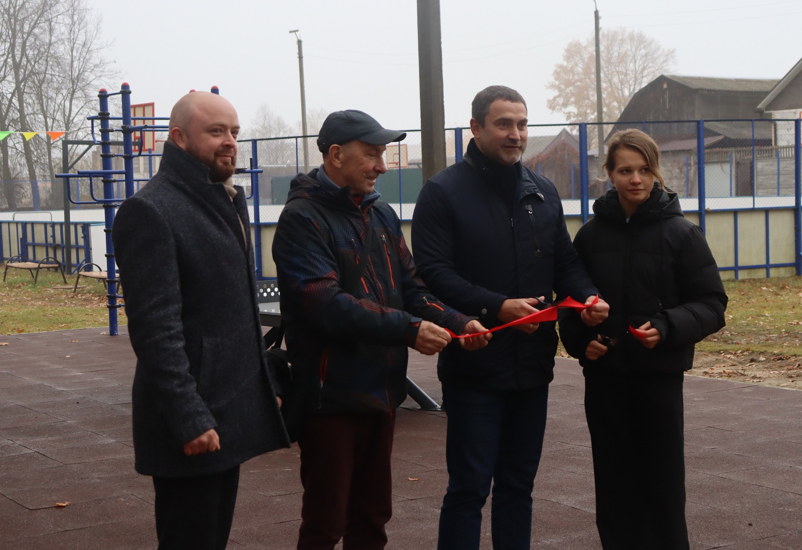 На территории парка культуры и отдыха им. Михаила Князева состоялась торжественная церемония открытия спортивной площадки, созданной в рамках благотворительного проекта «Спортмастер» На территории парка культуры и отдыха им. Михаила Князева состоялась торжественная церемония открытия спортивной площадки, созданной в рамках благотворительного проекта «Спортмастер»