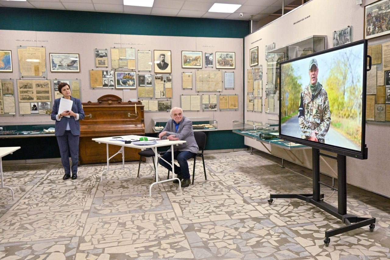 6 ноября 2025 года в Брянском государственном краеведческом музее прошла Международная просветительская акция «Большой этнографический диктант», которая позволила проверить свои знания и стать частью уникального... 6 ноября 2025 года в Брянском государственном краеведческом музее прошла Международная просветительская акция «Большой этнографический диктант», которая позволила проверить свои знания и стать частью уникального...