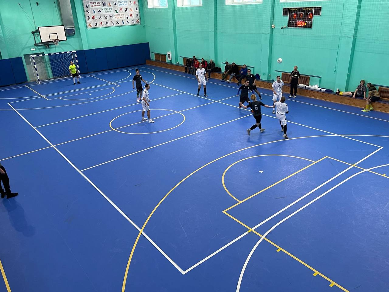 2 ноября в спортивном зале МАУ ФОК "Глинищево" прошли предварительные игры Кубка Брянского района по мини-футболу 2 ноября в спортивном зале МАУ ФОК "Глинищево" прошли предварительные игры Кубка Брянского района по мини-футболу