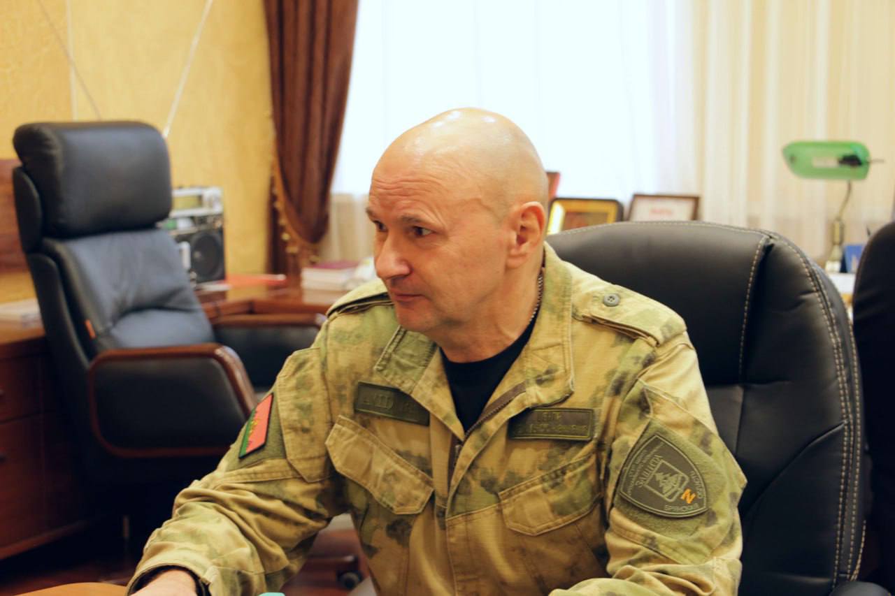 Вместе на защите родной земли Вместе на защите родной земли