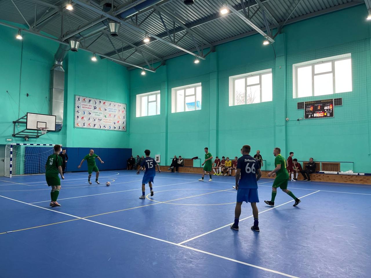 2 ноября в спортивном зале МАУ ФОК "Глинищево" прошли предварительные игры Кубка Брянского района по мини-футболу 2 ноября в спортивном зале МАУ ФОК "Глинищево" прошли предварительные игры Кубка Брянского района по мини-футболу
