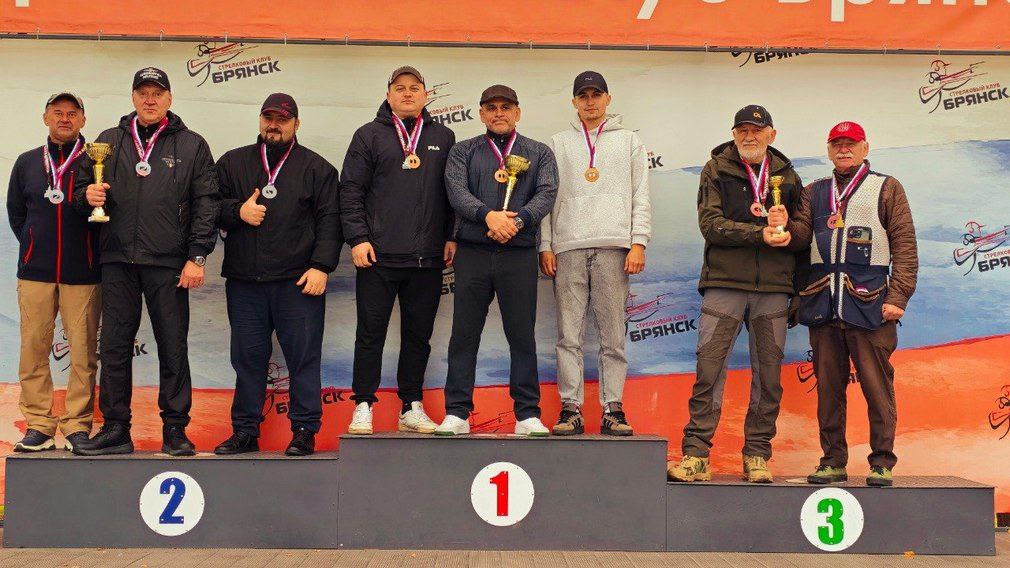 В стрелковом клубе «Брянск» собралось 27 участников для участия в Кубке Губернатора Брянской области в дисциплине спортинг-компакт