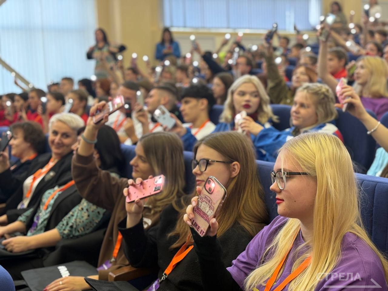 Брянск сегодня, 6 ноября, принимает масштабное мероприятие в сфере добровольчества - межмуниципальный форум «У доброты нет возраста!», который проводится в юбилейный, пятый раз Брянск сегодня, 6 ноября, принимает масштабное мероприятие в сфере добровольчества - межмуниципальный форум «У доброты нет возраста!», который проводится в юбилейный, пятый раз