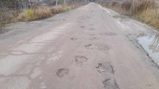 В Клинцовском районе отремонтируют дорогу у посёлка Мизиричи за 11,1 млн рублей