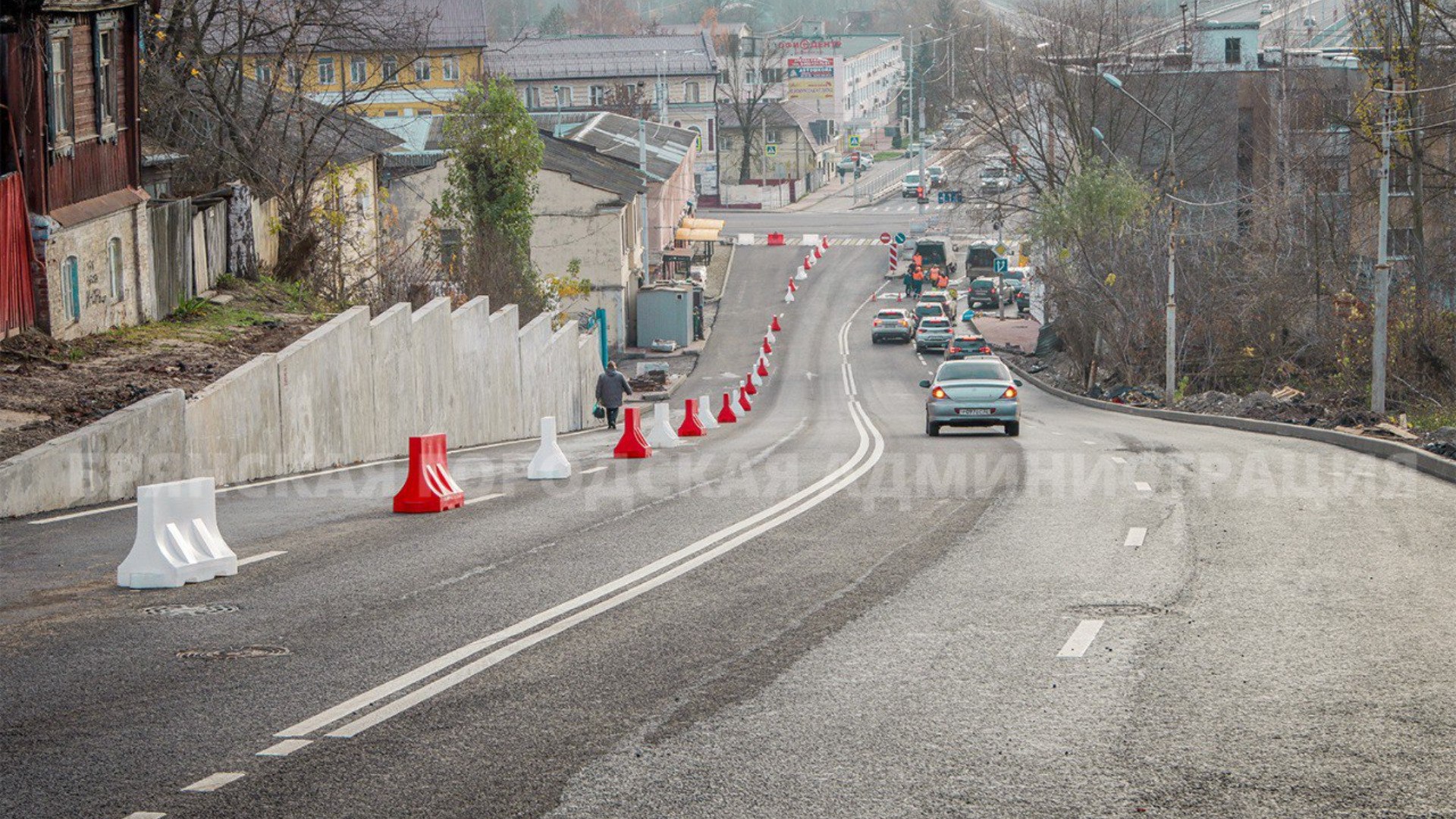 На улице Горького в Брянске идет замена уличного освещения