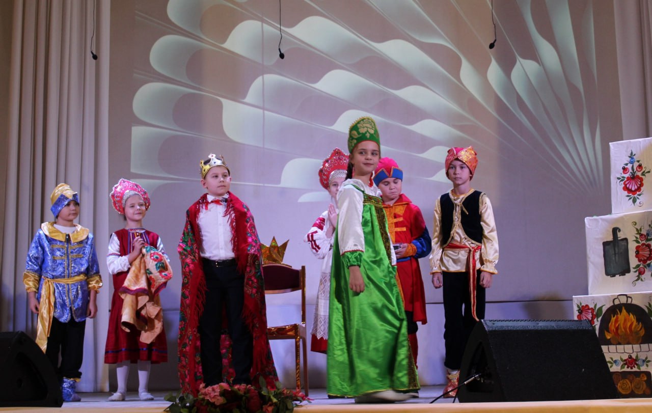 Фестиваль школьных театров «Классика в классы», посвящённый 80-летию Великой Победы, выходит на самую яркую стадию — очные просмотры школьных театров в районах Брянской области! Фестиваль школьных театров «Классика в классы», посвящённый 80-летию Великой Победы, выходит на самую яркую стадию — очные просмотры школьных театров в районах Брянской области!