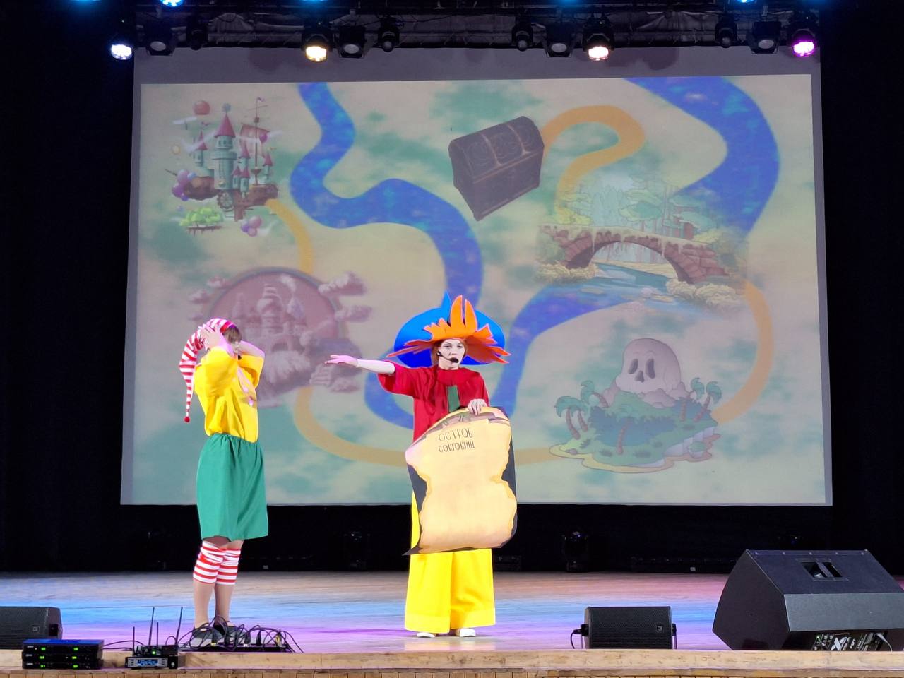 7 ноября на сцене Городского Дворца культуры имени Д.Е.Кравцова состоялось невероятное театрализованное шоу — настоящее путешествие по миру любимых мультфильмов! 7 ноября на сцене Городского Дворца культуры имени Д.Е.Кравцова состоялось невероятное театрализованное шоу — настоящее путешествие по миру любимых мультфильмов!