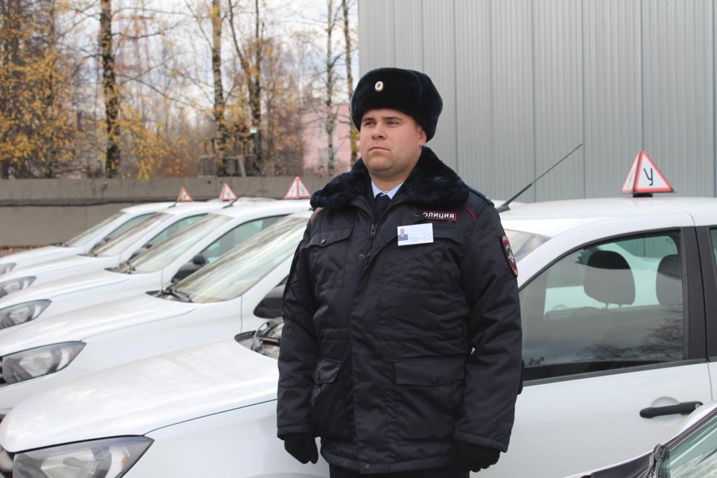 В Брянске торжественно открыли обновленное здание для нескольких подразделений полиции В Брянске торжественно открыли обновленное здание для нескольких подразделений полиции