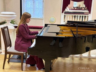 Сегодня, 7 ноября, в Брянском театре драмы имени А.К. Толстого состоялось торжественное открытие IV Школы волонтеров культуры региона