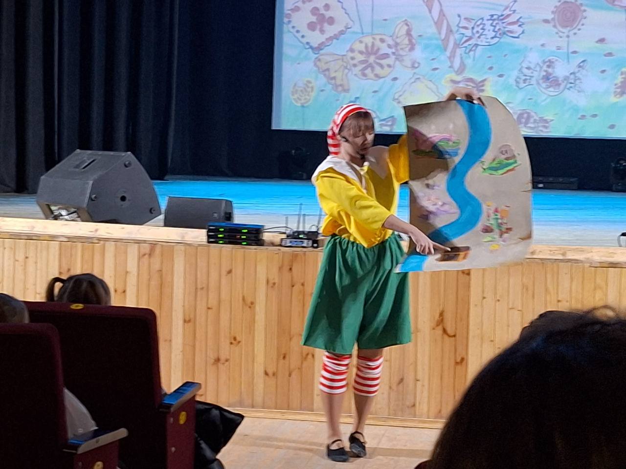 7 ноября на сцене Городского Дворца культуры имени Д.Е.Кравцова состоялось невероятное театрализованное шоу — настоящее путешествие по миру любимых мультфильмов! 7 ноября на сцене Городского Дворца культуры имени Д.Е.Кравцова состоялось невероятное театрализованное шоу — настоящее путешествие по миру любимых мультфильмов!