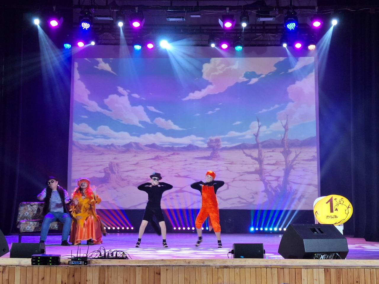 7 ноября на сцене Городского Дворца культуры имени Д.Е.Кравцова состоялось невероятное театрализованное шоу — настоящее путешествие по миру любимых мультфильмов! 7 ноября на сцене Городского Дворца культуры имени Д.Е.Кравцова состоялось невероятное театрализованное шоу — настоящее путешествие по миру любимых мультфильмов!