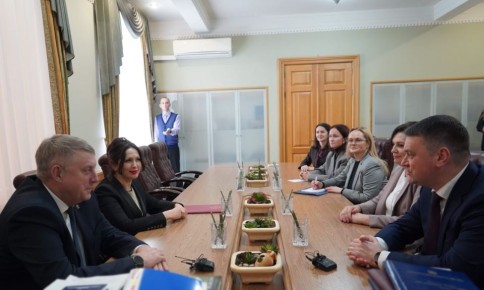 Александр Богомаз: Сегодня в Брянске с рабочей поездкой председатель Социального фонда России Сергей Александрович Чирков