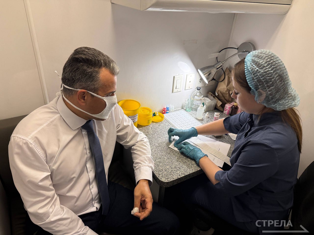 В центре Брянска сегодня, 7 ноября, проходит благотворительная донорская акция В центре Брянска сегодня, 7 ноября, проходит благотворительная донорская акция