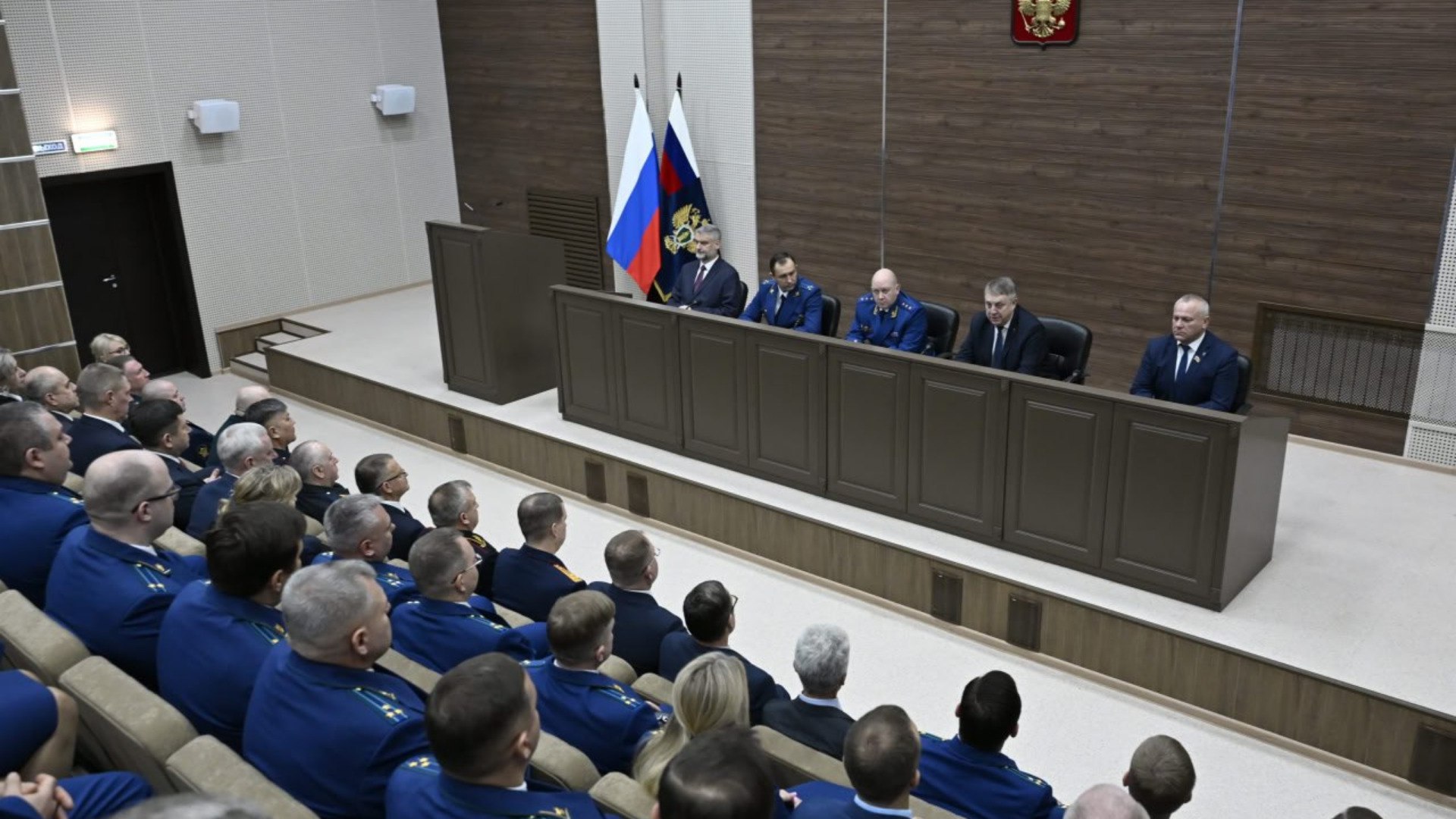 Богомаз поприветствовал нового прокурора Брянской области Владимира Мосина