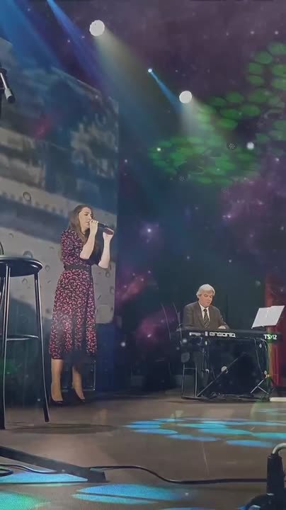 В эту пятницу - 7 ноября - в Городском Дворце культуры и искусства состоялся творческий вечер в честь 130-летия Сергея Есенина