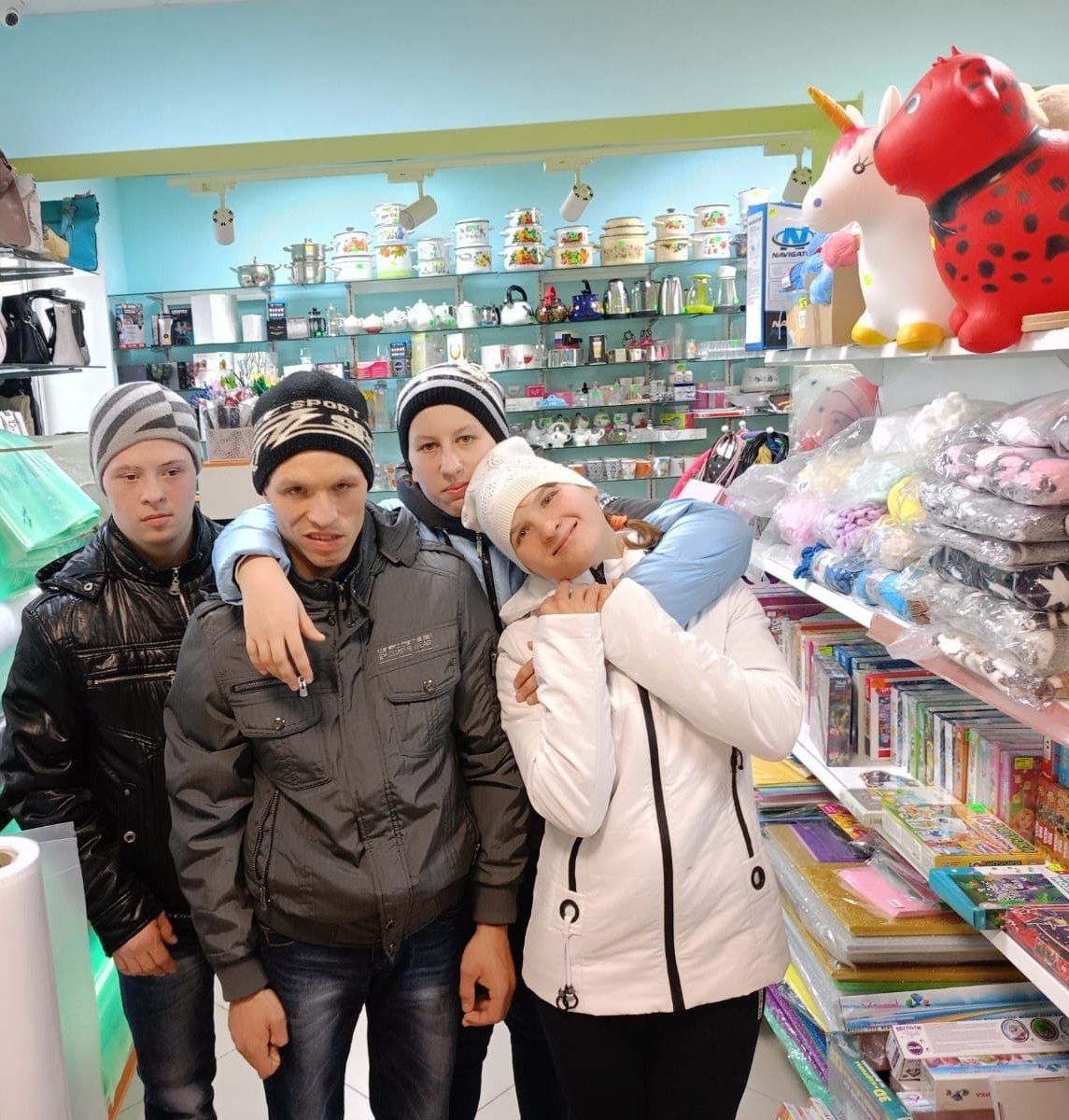 Молодые инвалиды ГБСУСОН "Дубровский детский дом-интернат для умственно отсталых детей" из учебной (тренировочной) квартиры отправились за покупками Молодые инвалиды ГБСУСОН "Дубровский детский дом-интернат для умственно отсталых детей" из учебной (тренировочной) квартиры отправились за покупками