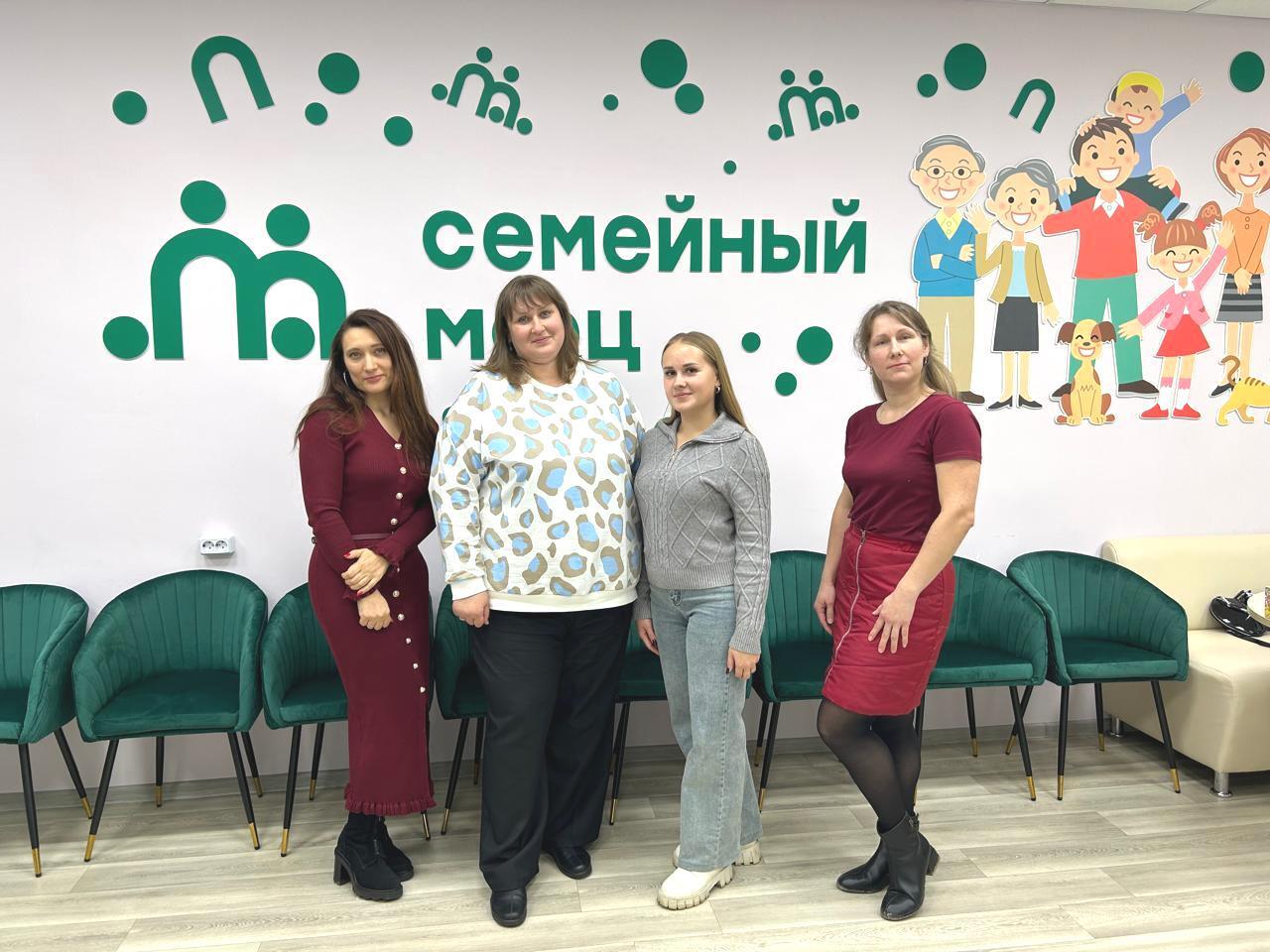 Древняя мудрость гласит: «Сложно изменить мир, но если ты хочешь этого, начни меняться сам»